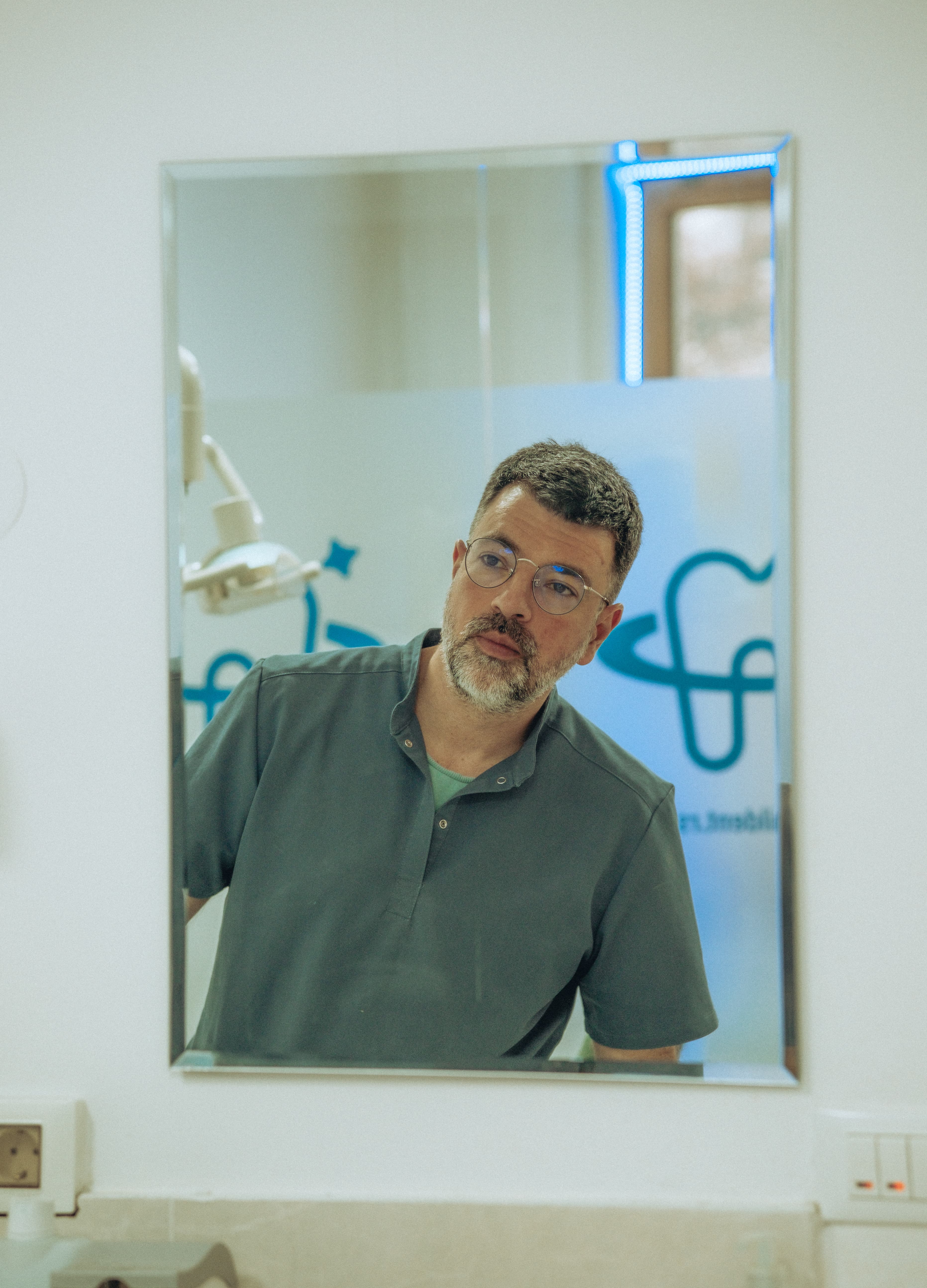 Dr Igor Bratić — specijalista stomatologije, Hildent Beograd